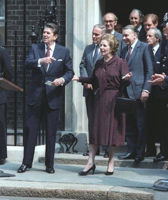 Ronald Reagan Presidential Library [1] [Public domain]